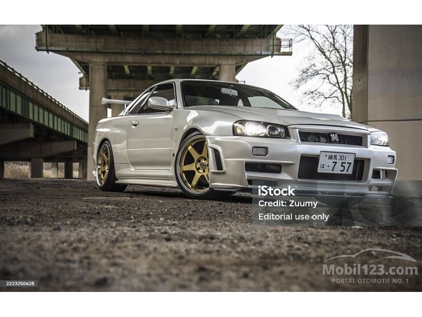 2025 Honda WR-V E SUV